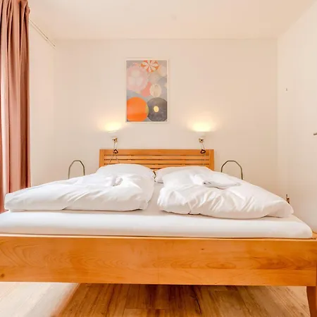 Whats-app Self-check-in - Vibrant Life In Graz