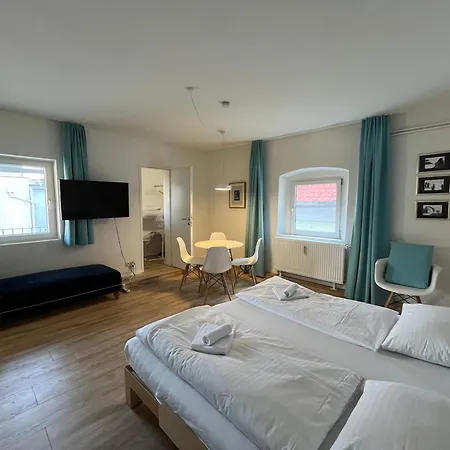 Whats-app Self-check-in - Vibrant Life In * Graz