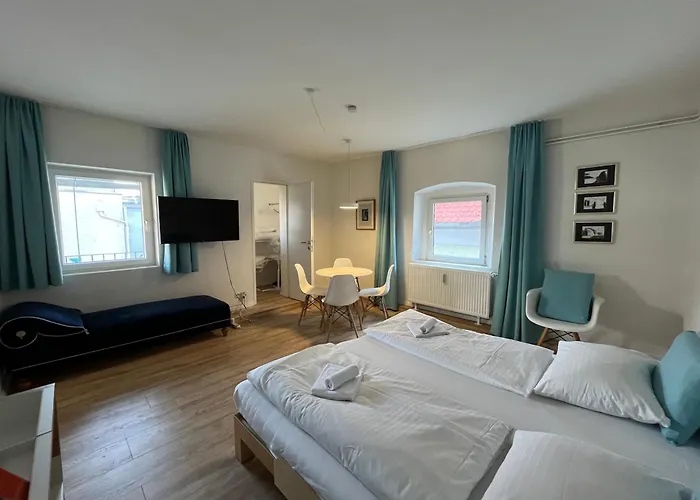 Whats-app Self-check-in - Vibrant Life In * Graz