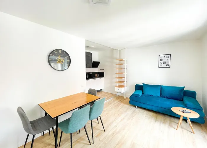 Whats-app Self-check-in - Vibrant Life In *